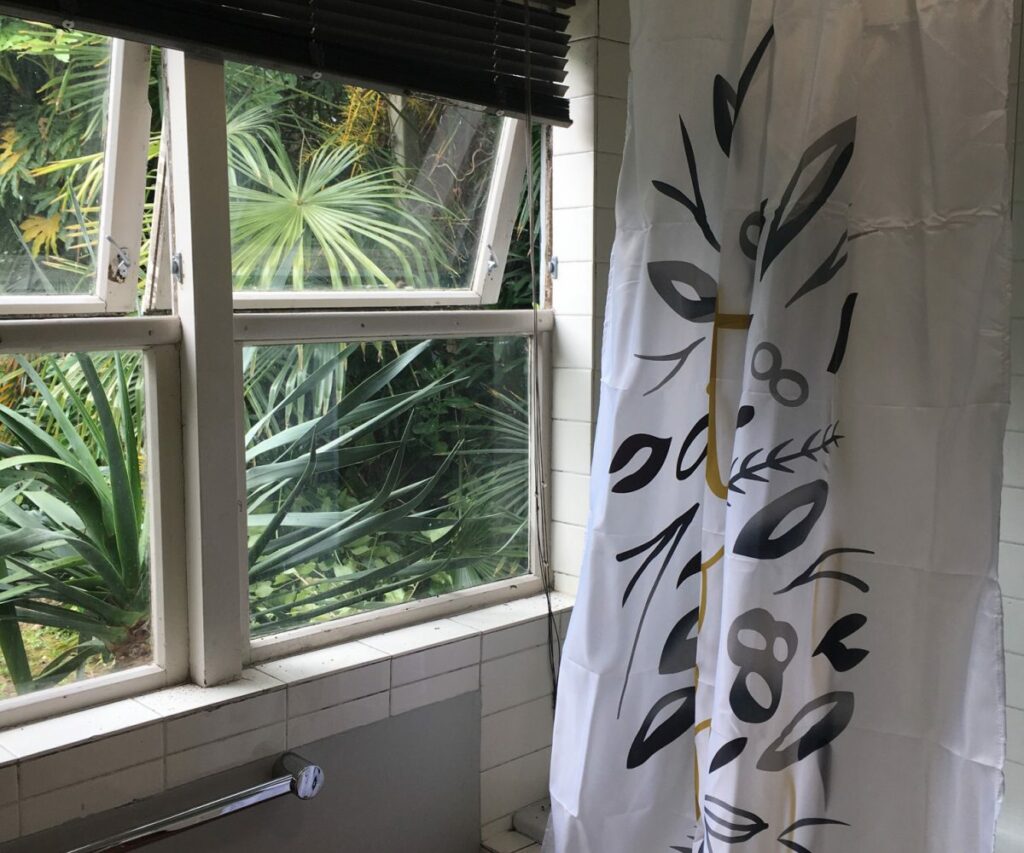 Bathroom-photo-1200x1000