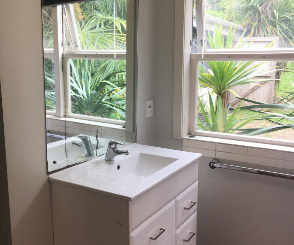 Bathroom-photo1-1200x1000