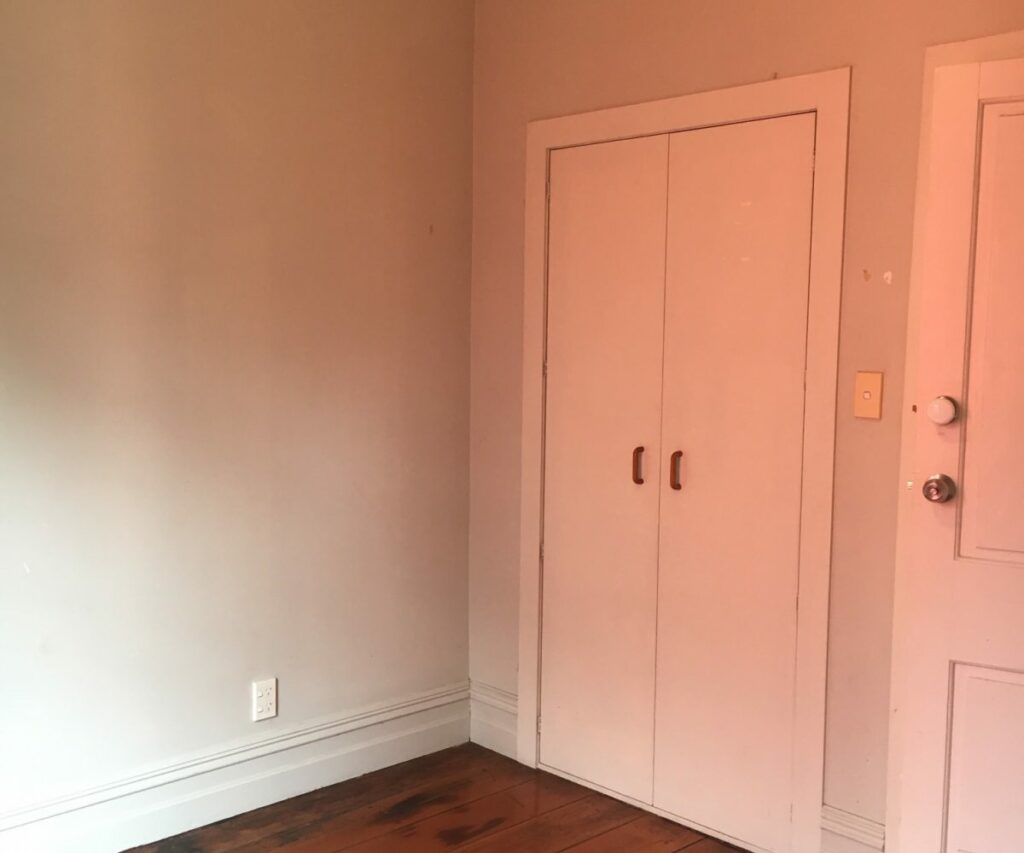 Bedroom-2-photo1-1200x1000