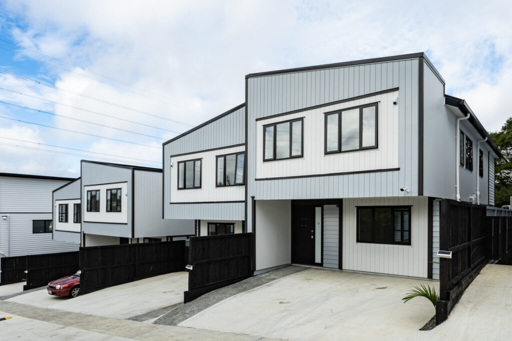 13 Liban Place, Massey-101