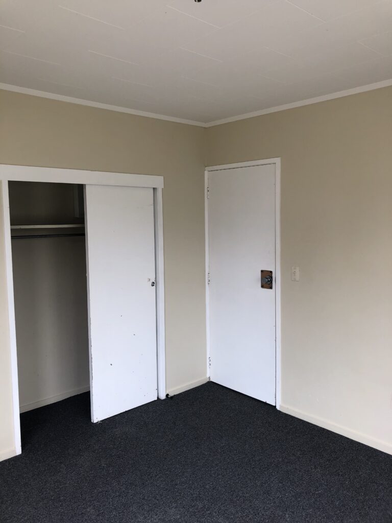 Bedroom 2 photo(8)
