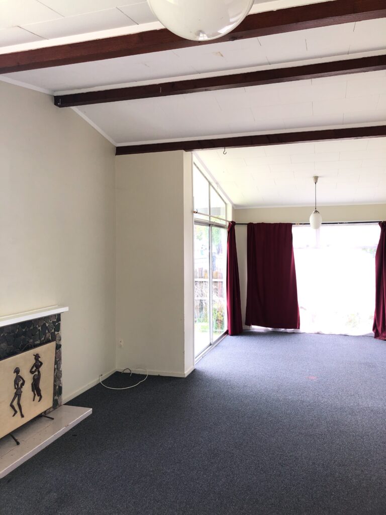 Lounge room photo(1)