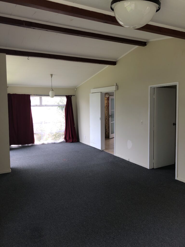 Lounge room photo(3)
