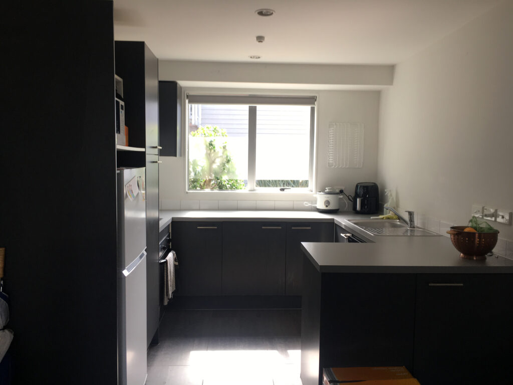 Kitchen photo (2)